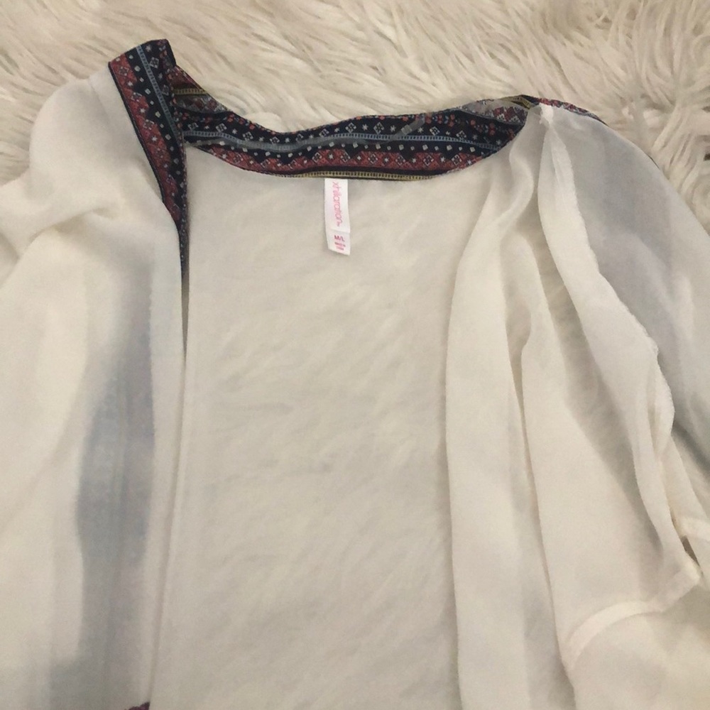 Cardigan - Picture 2 of 3